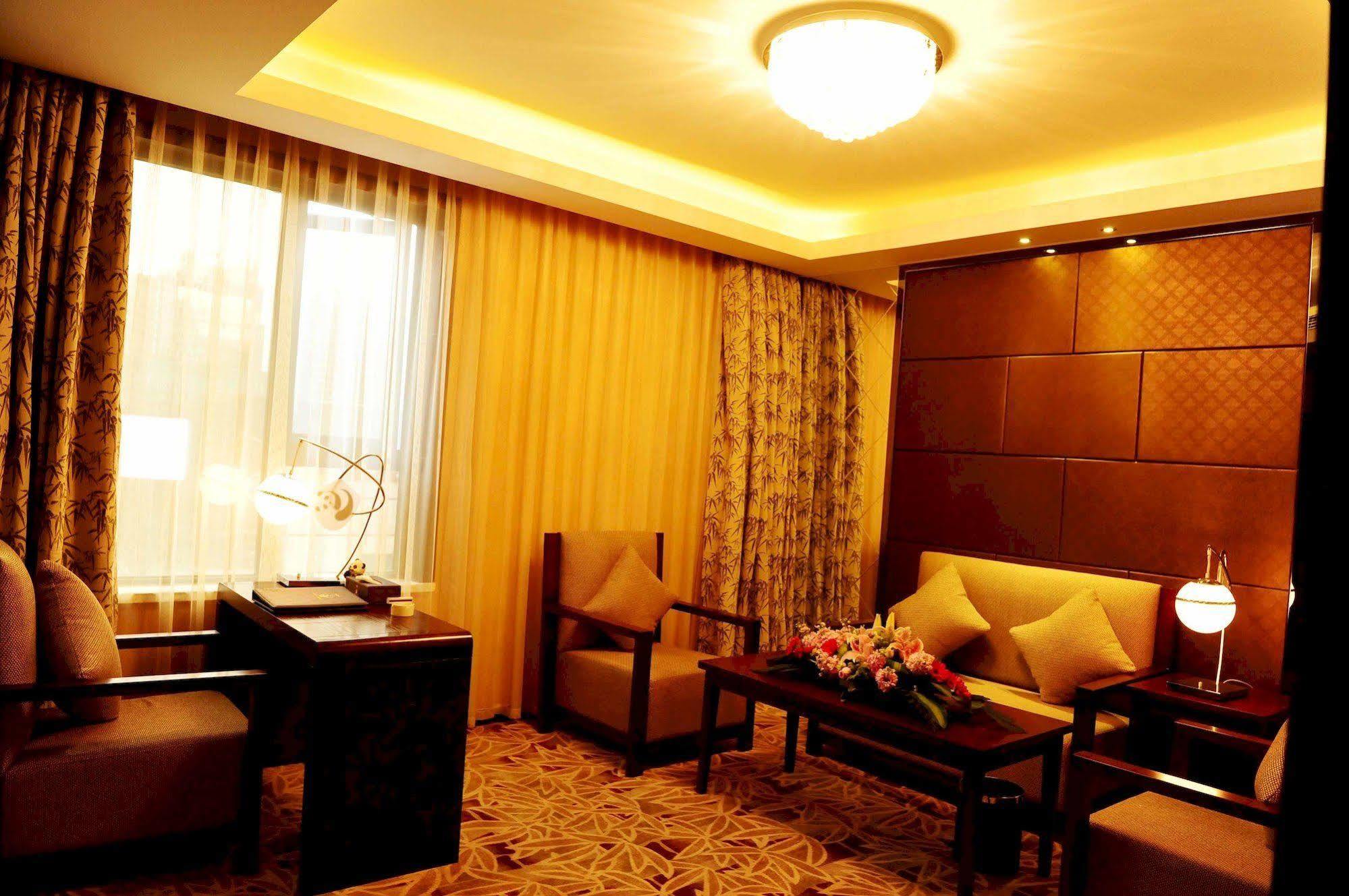 Chengdu Panda Prince Culture Hotel Eksteriør billede