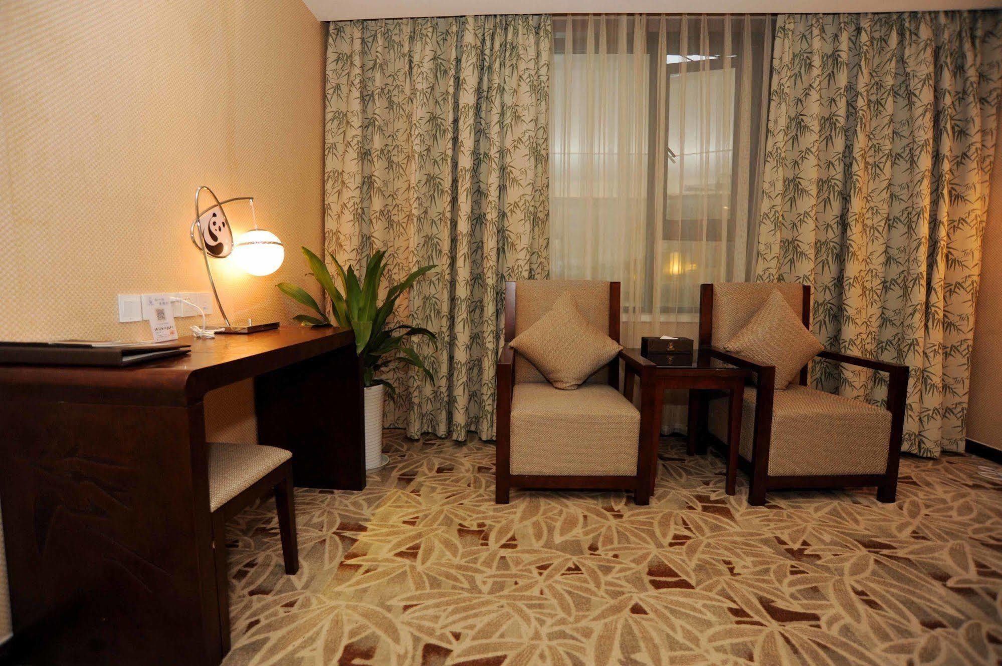 Chengdu Panda Prince Culture Hotel Eksteriør billede