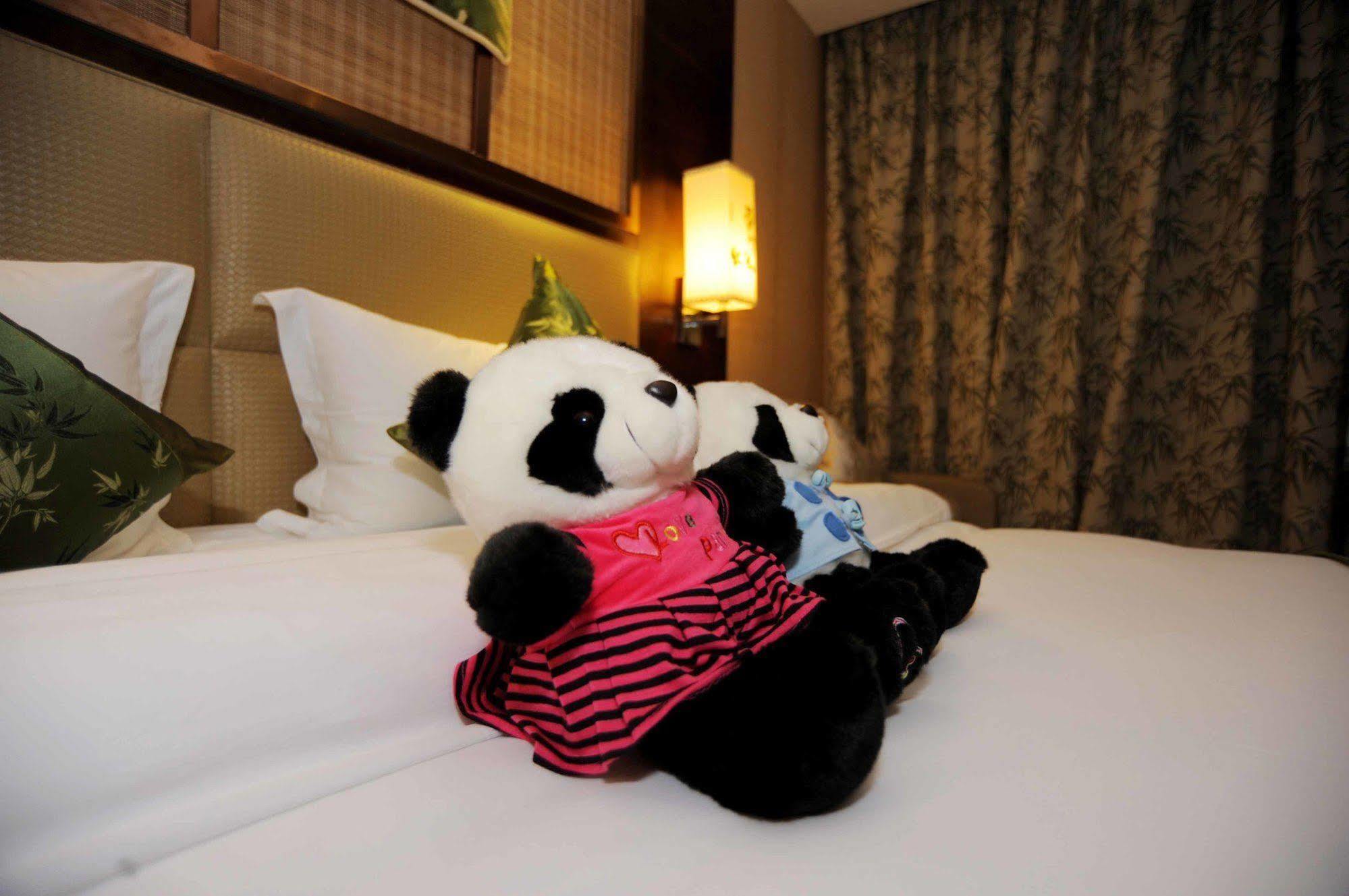 Chengdu Panda Prince Culture Hotel Eksteriør billede
